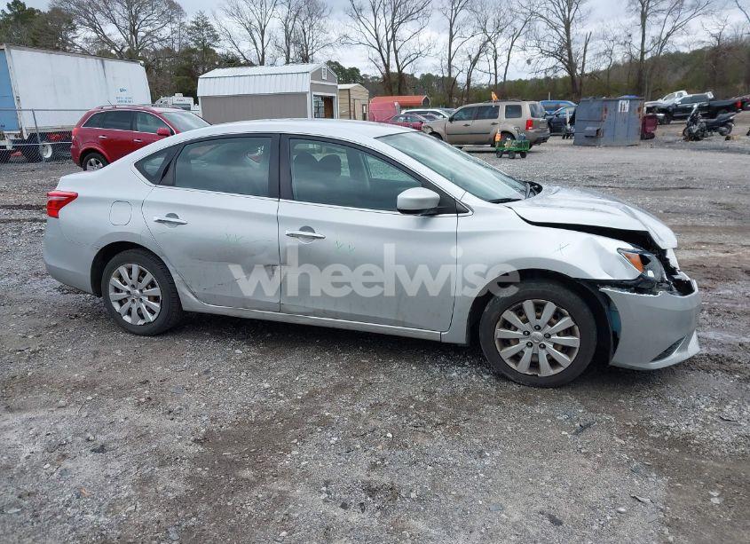 Photo 13 of 2017 Nissan Sentra S (VIN 3N1AB7APXHY397871)