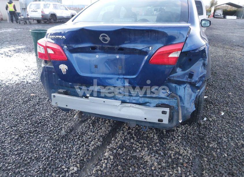 Photo 6 of 2017 Nissan Sentra S (VIN 3N1AB7APXHY400171)