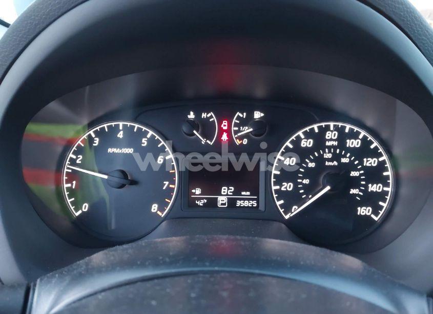 Photo 7 of 2017 Nissan Sentra S (VIN 3N1AB7APXHY400171)