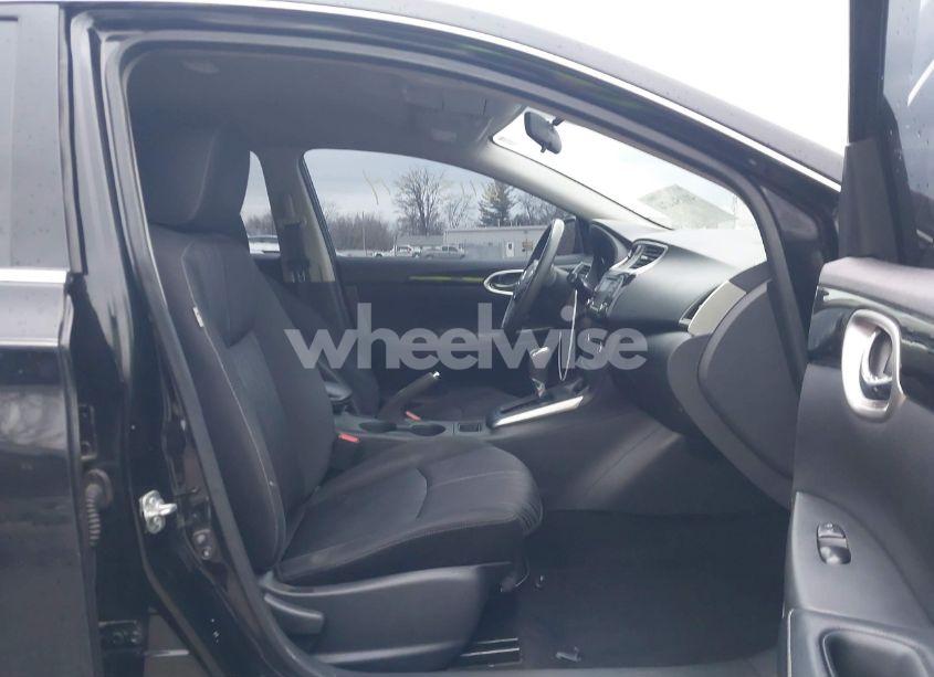 Photo 5 of 2017 Nissan Sentra SV (VIN 3N1AB7APXHY404236)