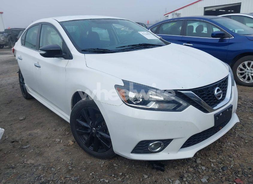 2017 Nissan Sentra SR (VIN 3N1AB7APXHY407377) main photo