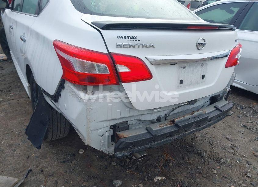 Photo 6 of 2017 Nissan Sentra SR (VIN 3N1AB7APXHY407377)