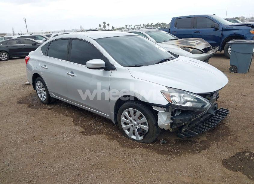 2017 Nissan Sentra SV (VIN 3N1AB7APXHY408402) main photo