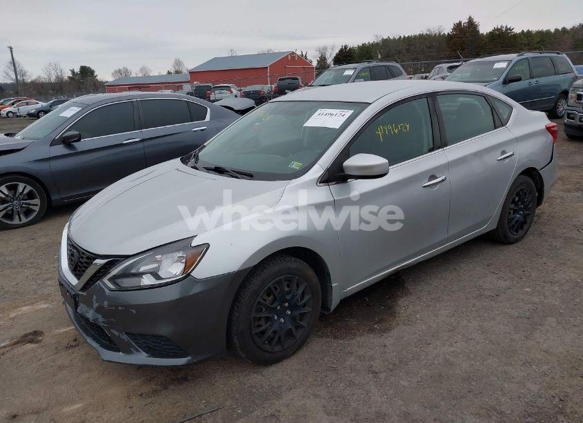 Photo 2 of 2017 Nissan Sentra SV (VIN 3N1AB7APXHY411140)