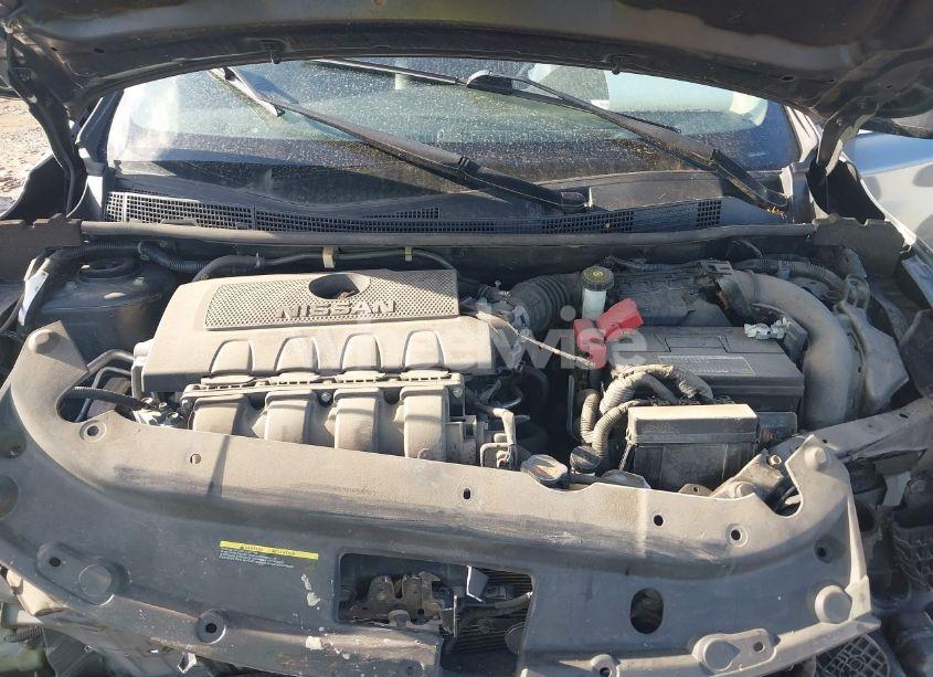 Photo 10 of 2018 Nissan Sentra SV (VIN 3N1AB7APXJL618730)