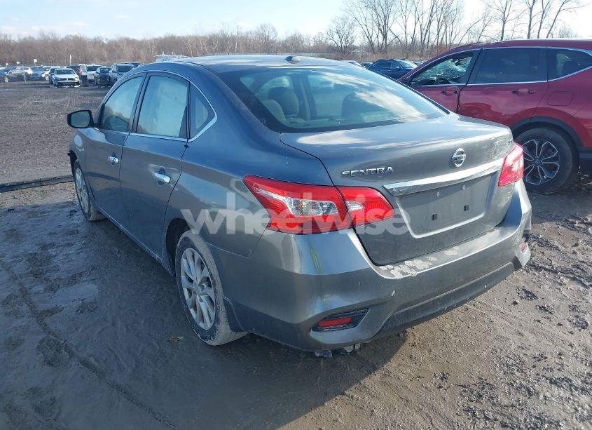 Photo 3 of 2018 Nissan Sentra SV (VIN 3N1AB7APXJL618730)
