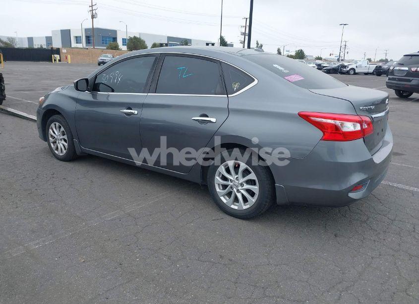 Photo 3 of 2018 Nissan Sentra SV (VIN 3N1AB7APXJL626827)