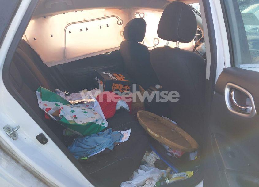 Photo 8 of 2018 Nissan Sentra SV (VIN 3N1AB7APXJL628223)