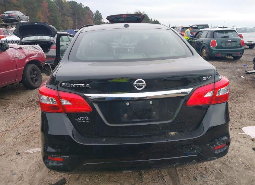 Photo 16 of 2018 Nissan Sentra SV (VIN 3N1AB7APXJL635527)