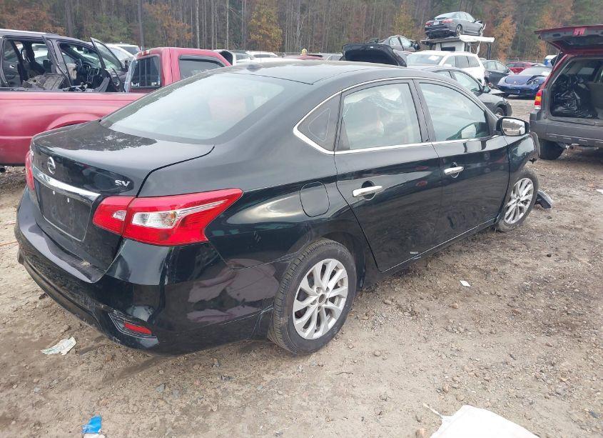 Photo 4 of 2018 Nissan Sentra SV (VIN 3N1AB7APXJL635527)