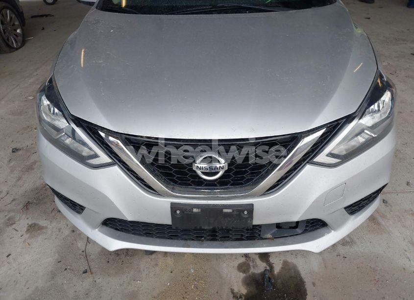 Photo 11 of 2018 Nissan Sentra SV (VIN 3N1AB7APXJL642798)