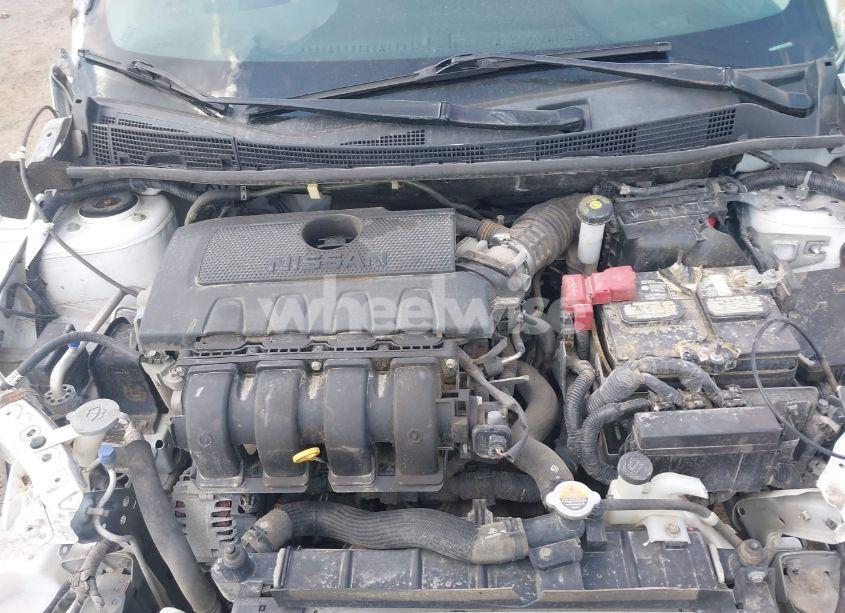Photo 10 of 2018 Nissan Sentra SR (VIN 3N1AB7APXJY211638)