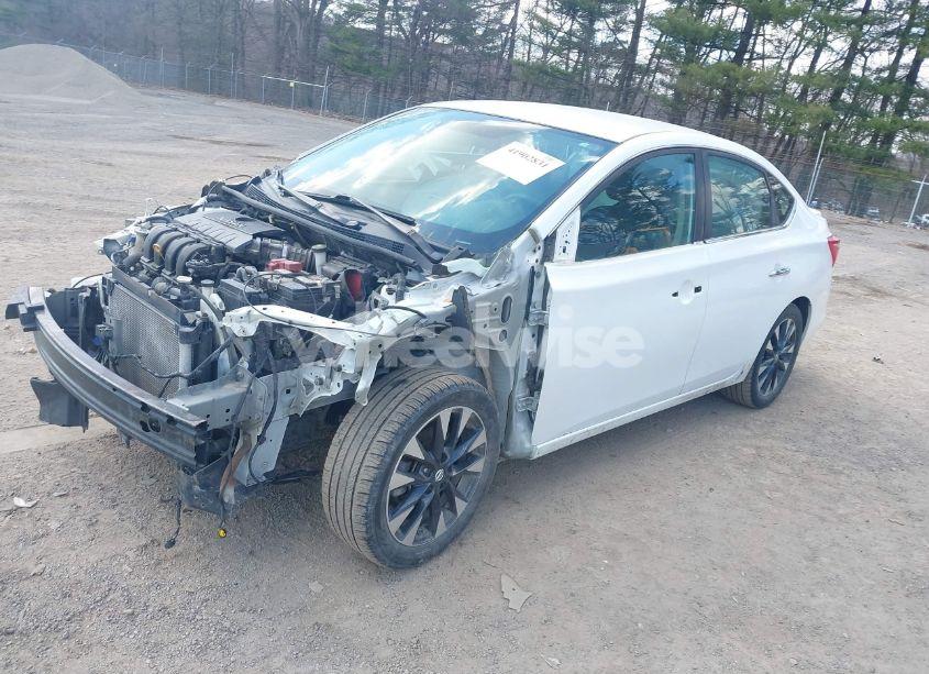 Photo 2 of 2018 Nissan Sentra SR (VIN 3N1AB7APXJY211638)