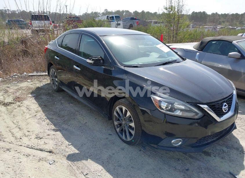 2018 Nissan Sentra SR (VIN 3N1AB7APXJY214362) main photo