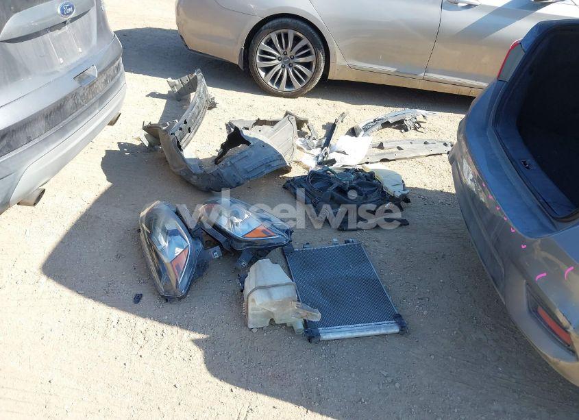 Photo 12 of 2018 Nissan Sentra S (VIN 3N1AB7APXJY217472)