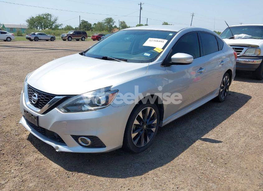 Photo 2 of 2018 Nissan Sentra SR (VIN 3N1AB7APXJY234045)
