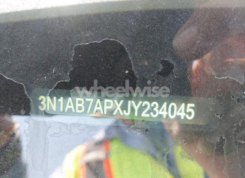 Photo 9 of 2018 Nissan Sentra SR (VIN 3N1AB7APXJY234045)