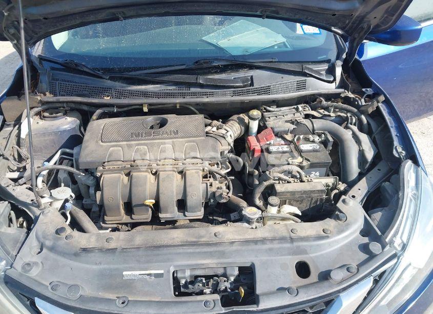 Photo 10 of 2018 Nissan Sentra S (VIN 3N1AB7APXJY267983)