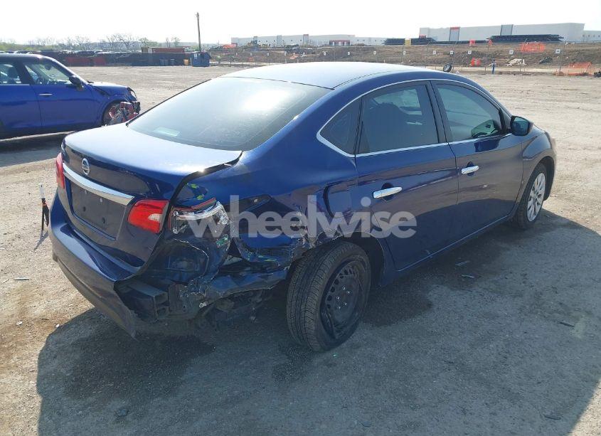 Photo 4 of 2018 Nissan Sentra S (VIN 3N1AB7APXJY267983)