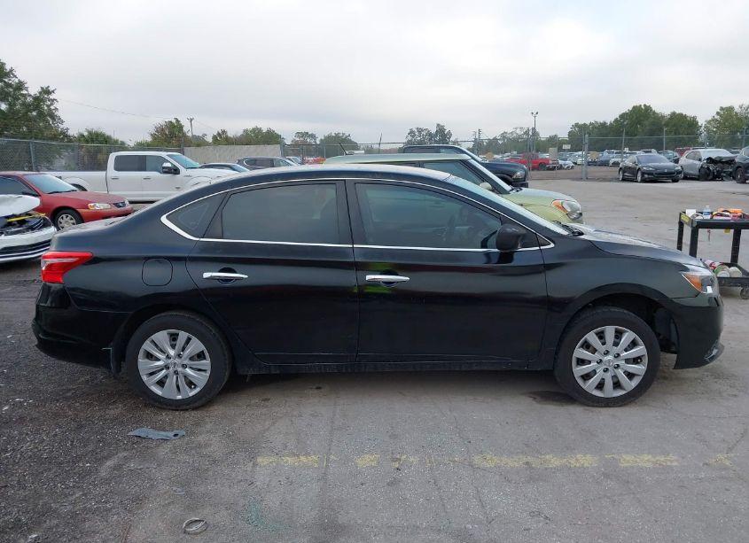 Photo 13 of 2018 Nissan Sentra S (VIN 3N1AB7APXJY278966)