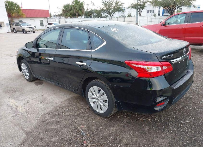 Photo 3 of 2018 Nissan Sentra S (VIN 3N1AB7APXJY278966)