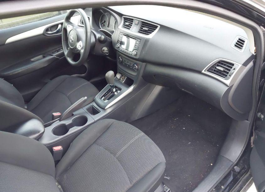 Photo 5 of 2018 Nissan Sentra S (VIN 3N1AB7APXJY278966)
