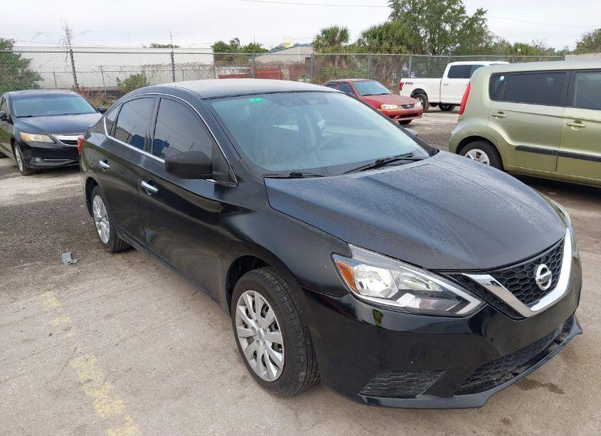 Photo 6 of 2018 Nissan Sentra S (VIN 3N1AB7APXJY278966)