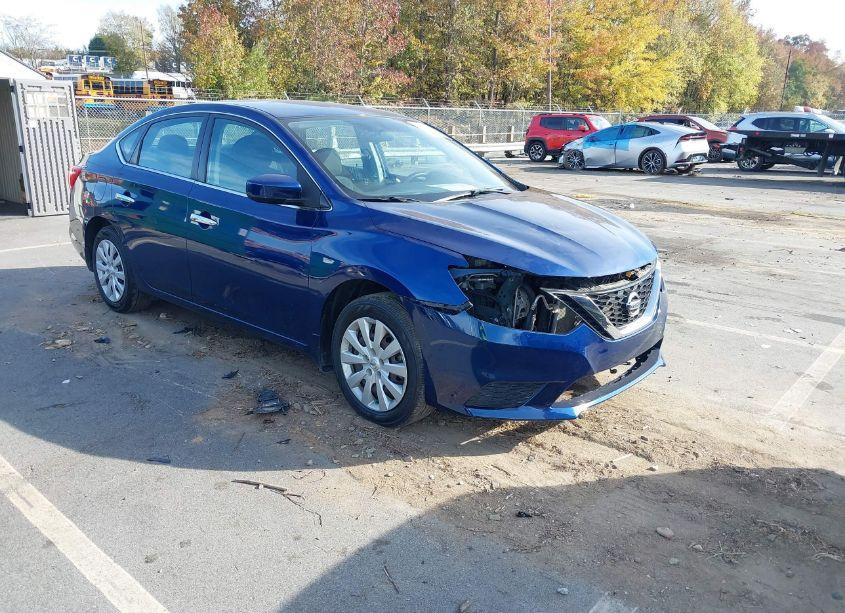 2018 Nissan Sentra S (VIN 3N1AB7APXJY281429) main photo