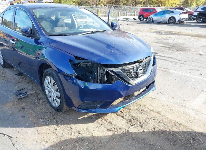Photo 6 of 2018 Nissan Sentra S (VIN 3N1AB7APXJY281429)