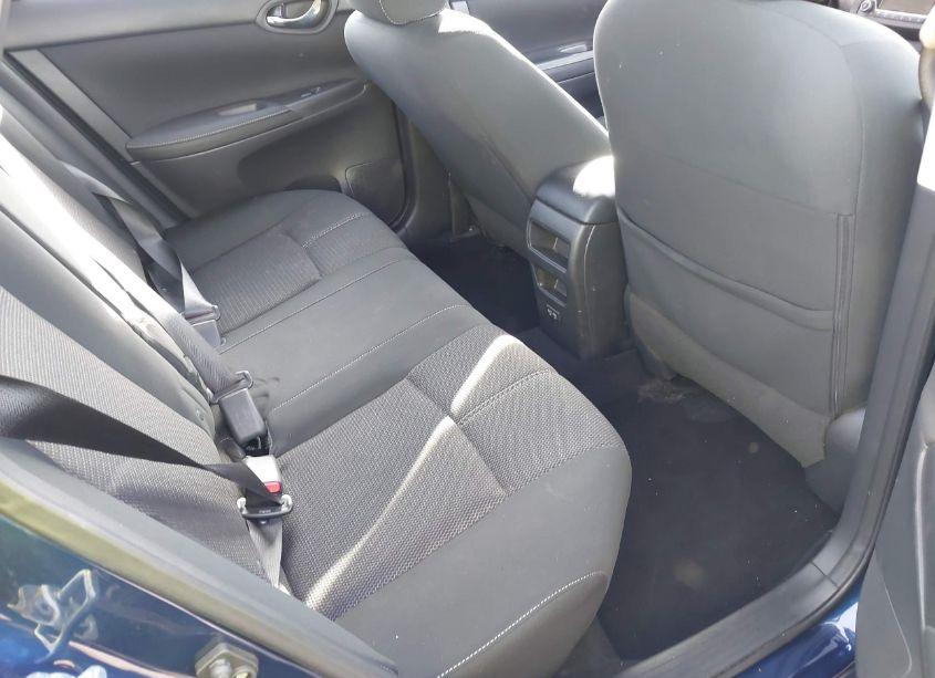 Photo 8 of 2018 Nissan Sentra S (VIN 3N1AB7APXJY281429)