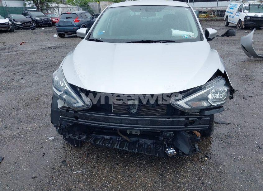 Photo 13 of 2018 Nissan Sentra SV (VIN 3N1AB7APXJY281477)