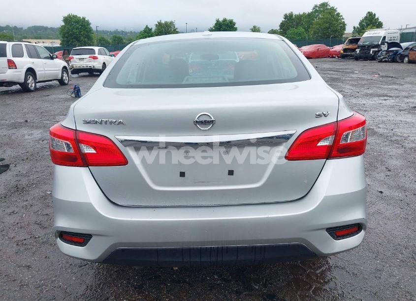 Photo 17 of 2018 Nissan Sentra SV (VIN 3N1AB7APXJY281477)