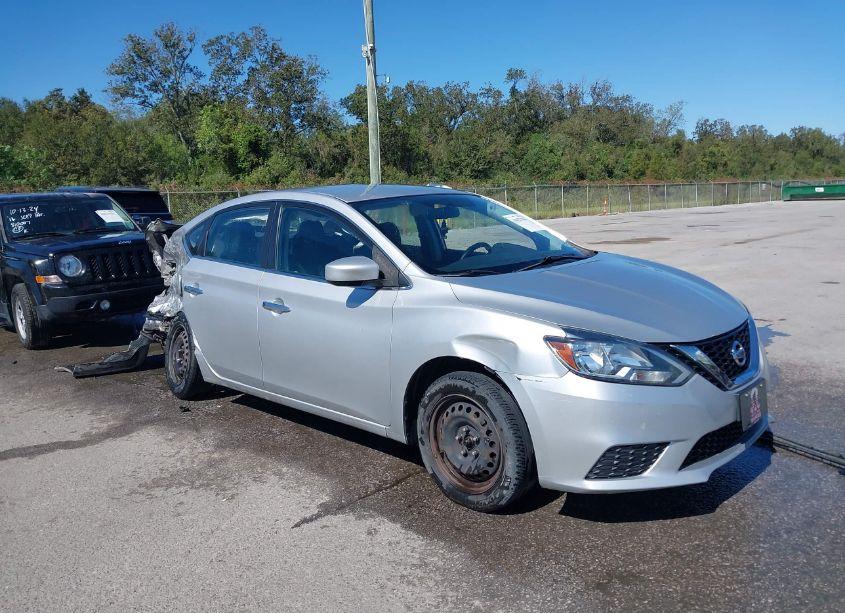 2018 Nissan Sentra S (VIN 3N1AB7APXJY287067) main photo
