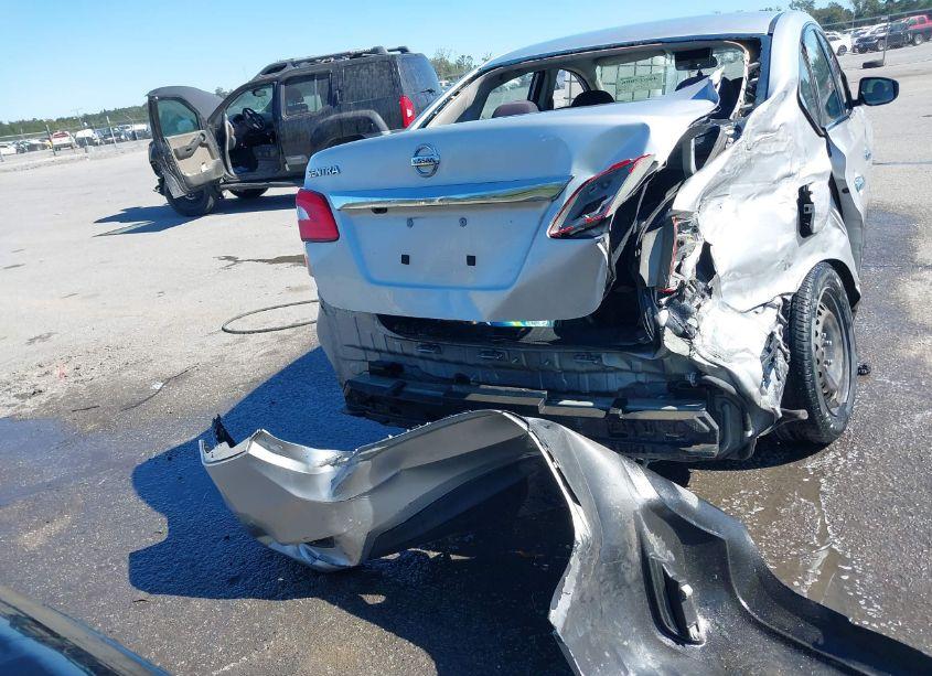 Photo 16 of 2018 Nissan Sentra S (VIN 3N1AB7APXJY287067)