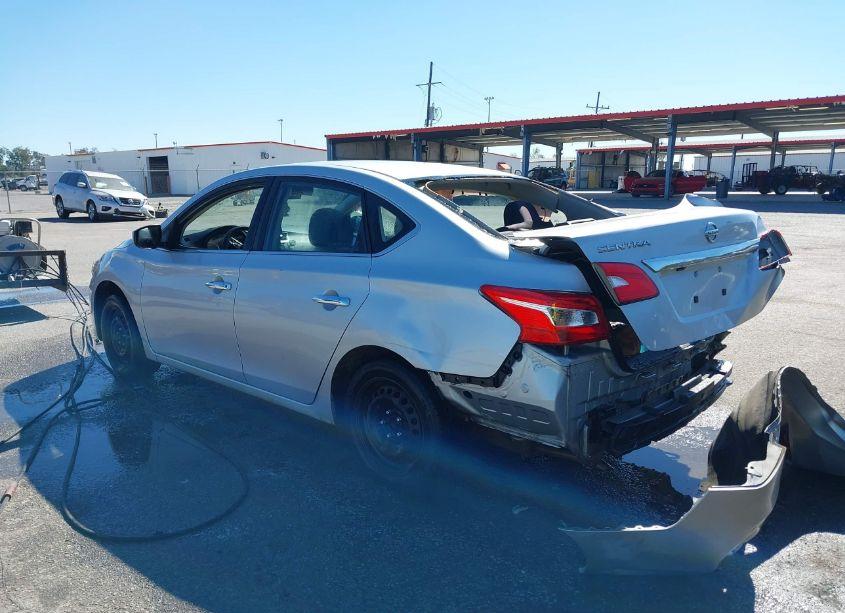 Photo 3 of 2018 Nissan Sentra S (VIN 3N1AB7APXJY287067)