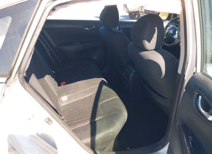 Photo 8 of 2018 Nissan Sentra S (VIN 3N1AB7APXJY287067)
