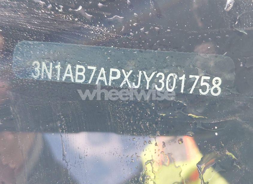 Photo 9 of 2018 Nissan Sentra SV (VIN 3N1AB7APXJY301758)