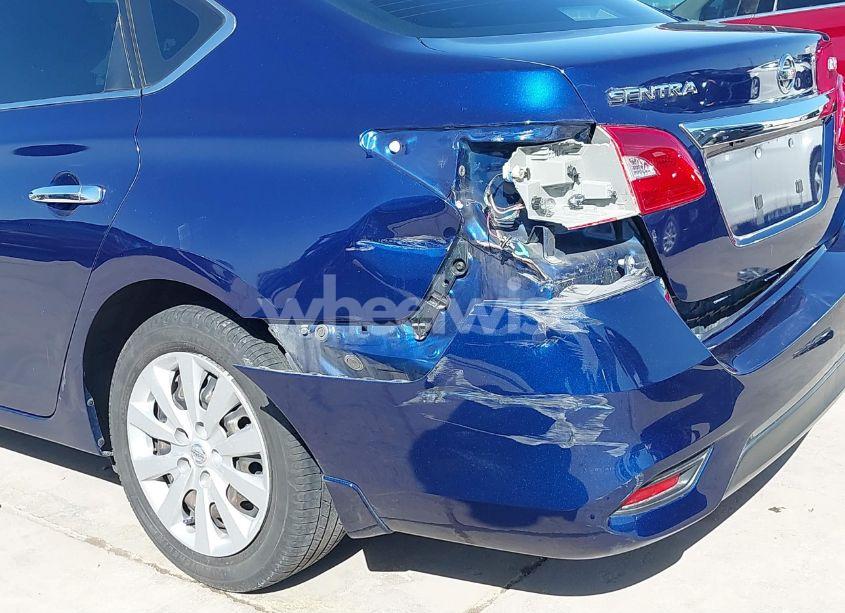 Photo 6 of 2018 Nissan Sentra S (VIN 3N1AB7APXJY303607)