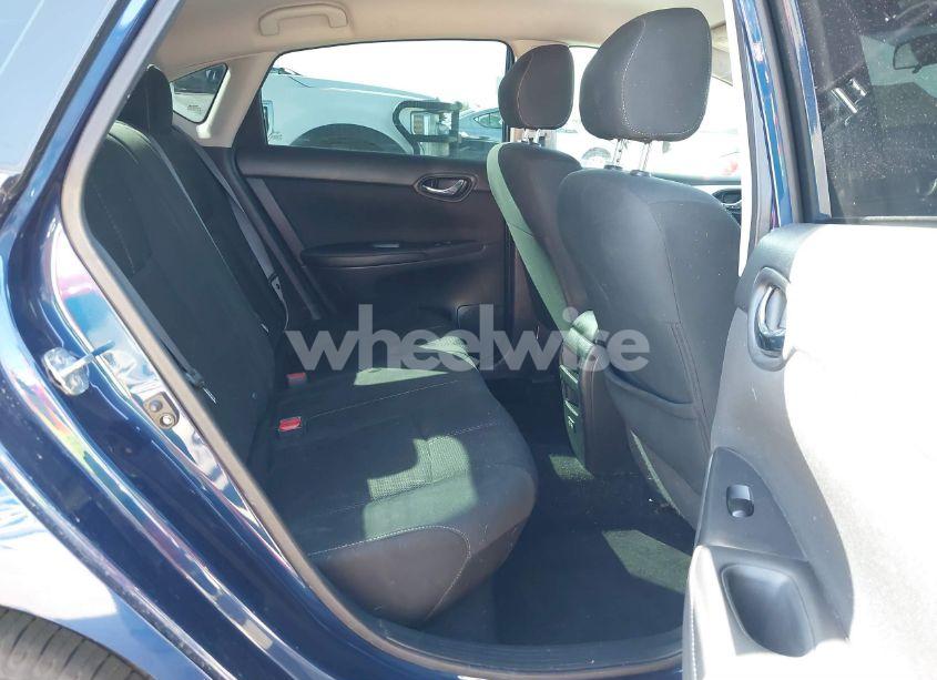 Photo 8 of 2018 Nissan Sentra S (VIN 3N1AB7APXJY303607)