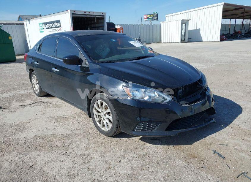 2018 Nissan Sentra SV (VIN 3N1AB7APXJY303655) main photo