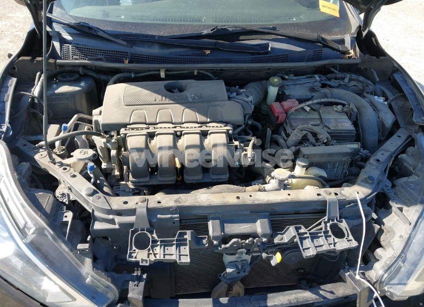 Photo 10 of 2018 Nissan Sentra SV (VIN 3N1AB7APXJY303655)