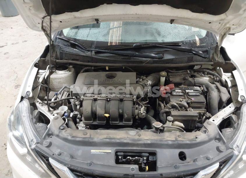 Photo 10 of 2018 Nissan Sentra S (VIN 3N1AB7APXJY303722)