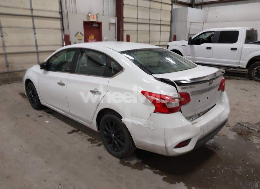 Photo 3 of 2018 Nissan Sentra S (VIN 3N1AB7APXJY303722)