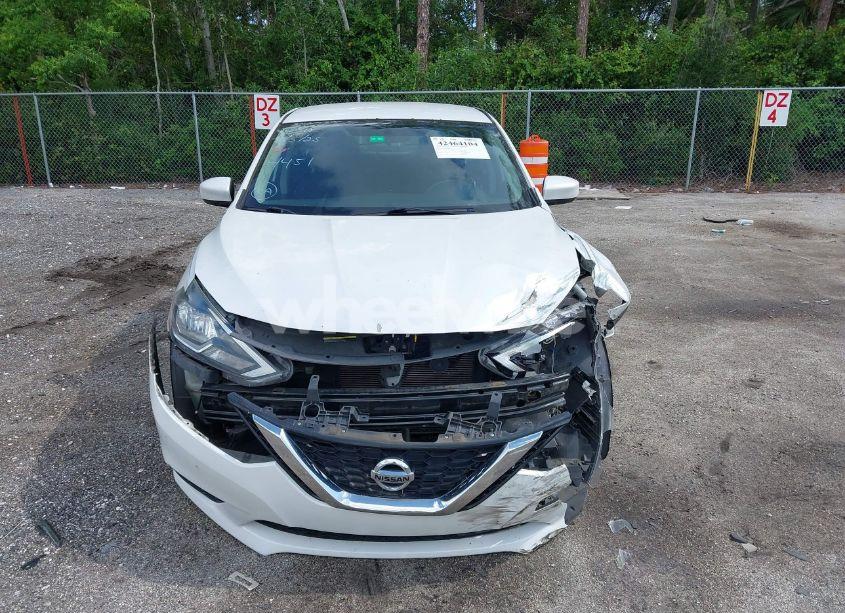 Photo 12 of 2018 Nissan Sentra SV (VIN 3N1AB7APXJY304451)