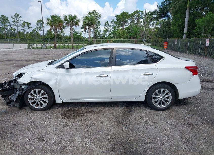 Photo 14 of 2018 Nissan Sentra SV (VIN 3N1AB7APXJY304451)
