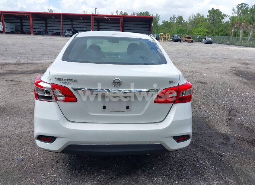 Photo 16 of 2018 Nissan Sentra SV (VIN 3N1AB7APXJY304451)