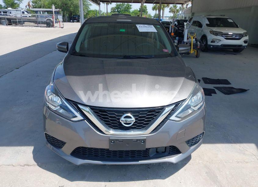 Photo 13 of 2018 Nissan Sentra SV (VIN 3N1AB7APXJY312274)