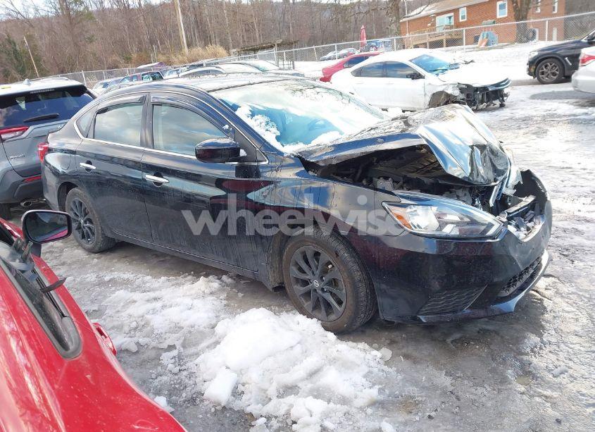 2018 Nissan Sentra S (VIN 3N1AB7APXJY318253) main photo
