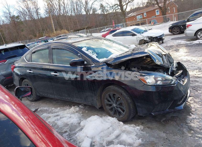 Photo 14 of 2018 Nissan Sentra S (VIN 3N1AB7APXJY318253)
