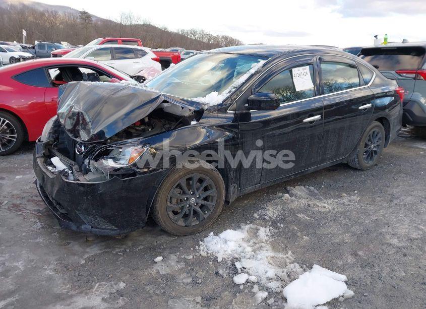 Photo 2 of 2018 Nissan Sentra S (VIN 3N1AB7APXJY318253)